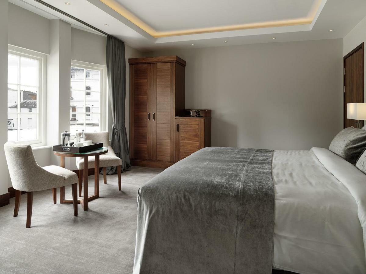 One Warwick Park Hotel Роял-Танбридж-Веллс Екстер'єр фото